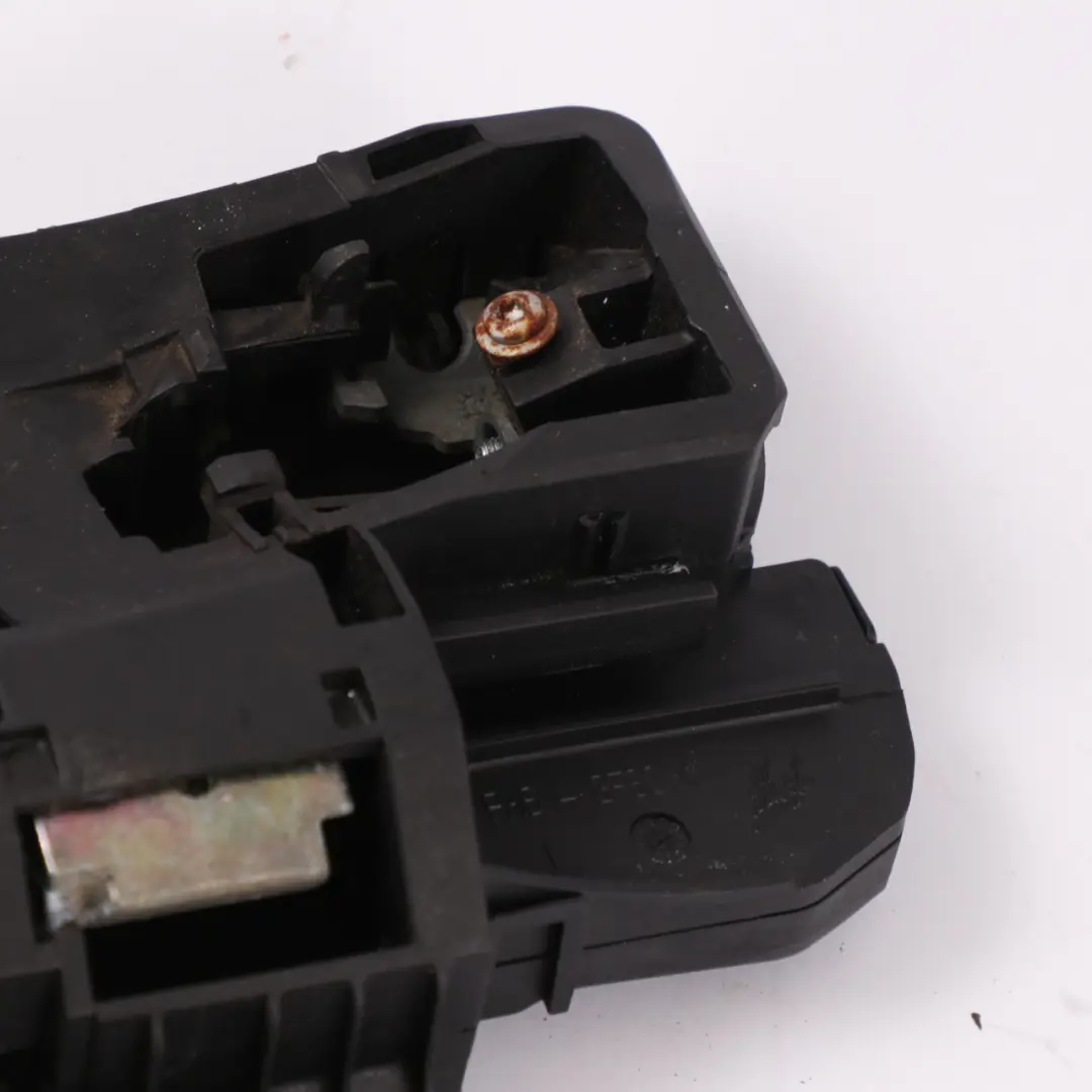 Front Door Left N/S Handle Clamp Bracket Bearing Cable to Mercedes W221 with Part number A2217601334 Mercedes W221 Front Door Left N/S Handle Clamp Bracket Bearing Cable - SKU rhd-A2217601334 - Part number A2217601334