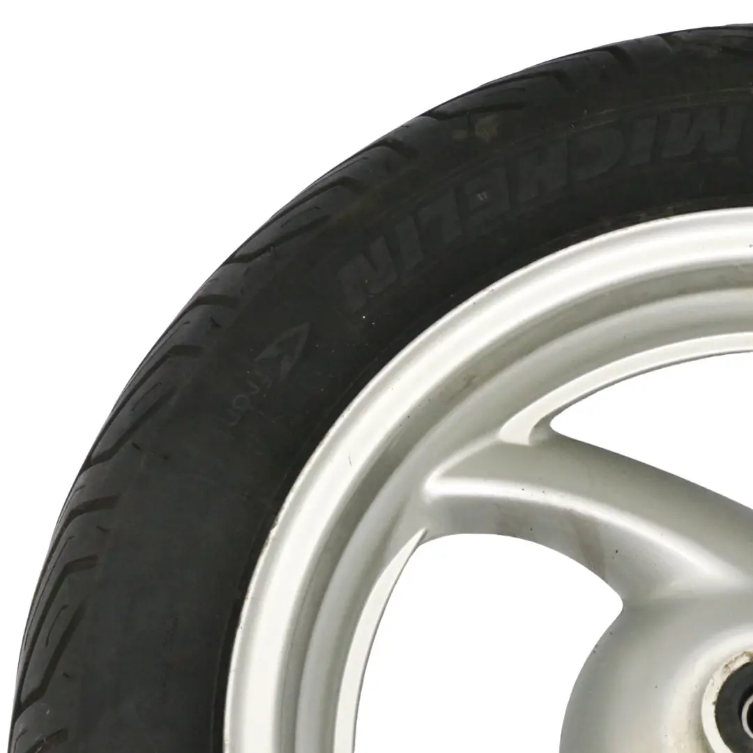 Rueda Delantera Honda 125 Pantheon R12 Neumático Michelin 110/90 para con número de pieza WHEEL-FRONT-PANTHEON Rueda Delantera Honda 125 Pantheon R12 Neumático Michelin 110/90 - SKU WHEEL-FRONT-PANTHEON - Número de pieza WHEEL-FRONT-PANTHEON