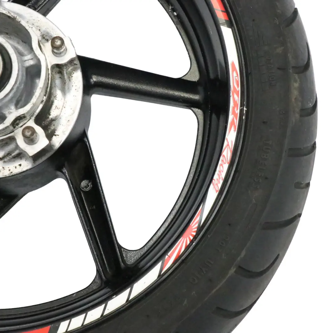 CBR F3 Ruota posteriore R17 Pneumatico Maxxis 160/60 per Honda con numero di parte WHEEL-REAR-CBR Honda CBR F3 Ruota posteriore R17 Pneumatico Maxxis 160/60 - SKU WHEEL-REAR-CBR - Numero di parte WHEEL-REAR-CBR