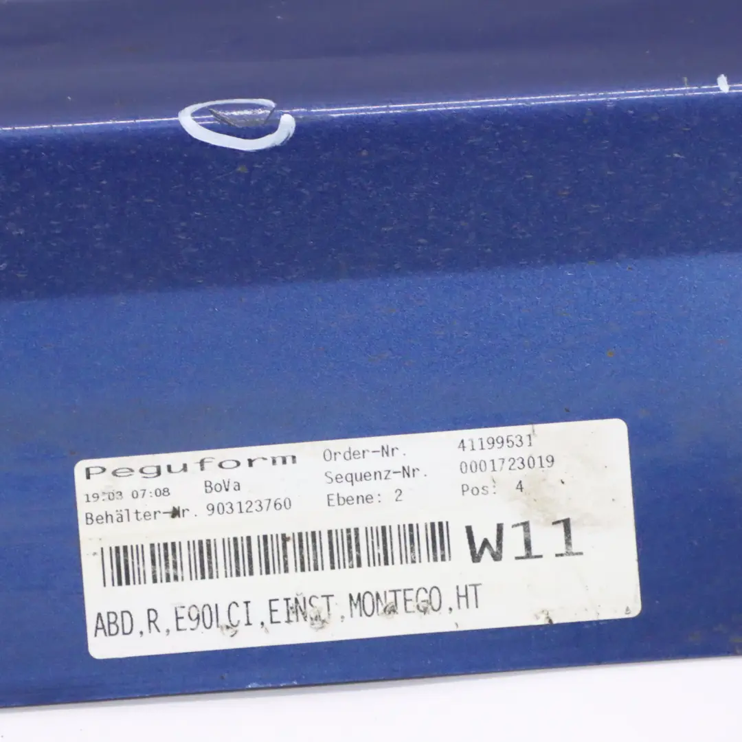 Striscia Davanzale Gonna Laterale Destra Montegoblau Blue - A51 per BMW E90 E91 LCI con numero di parte 0037060 BMW E90 E91 LCI Striscia Davanzale Gonna Laterale Destra Montegoblau Blue - A51 - SKU 0037060-MTB - Numero di parte 0037060