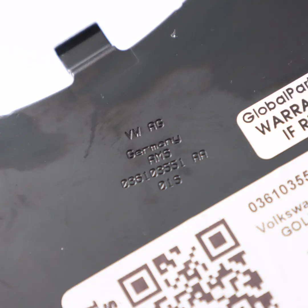 Mk5 Blocco motore Distanziatore Piastra Copricinghia per Volkswagen Golf con numero di parte 036103551AA Volkswagen Golf Mk5 Blocco motore Distanziatore Piastra Copricinghia - SKU 036103551AA - Numero di parte 036103551AA