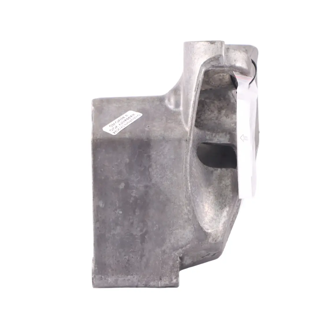 8N Łapa Silnika do Audi TT o numerze 038199207H Audi TT 8N Łapa Silnika - SKU 038199207H - Numer Części 038199207H