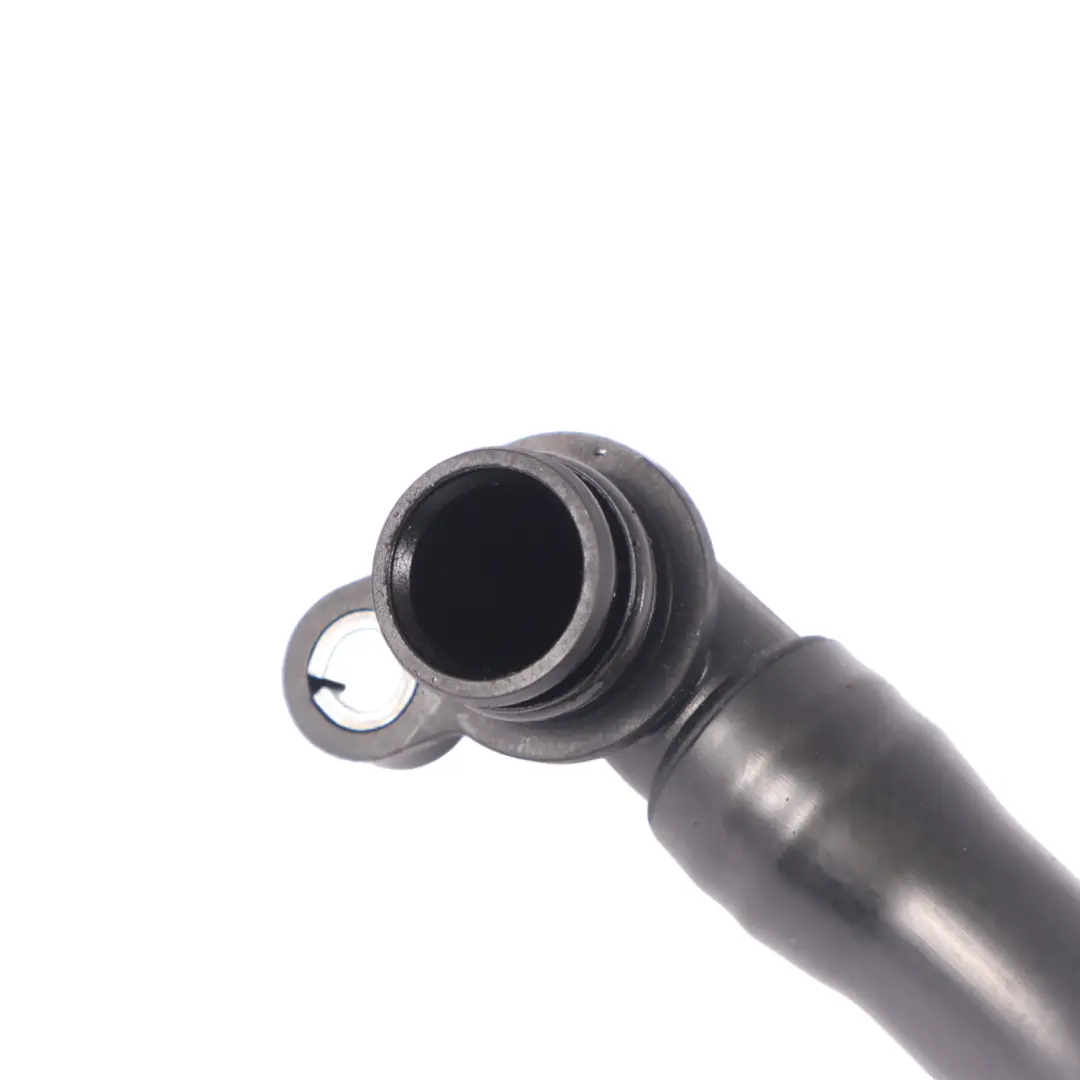 Tuyau d'aspiration 1.4 TSI Essence pour Volkswagen VW Passat B7 à propos du numéro de pièce 03C103465Q Volkswagen VW Passat B7 Tuyau d'aspiration 1.4 TSI Essence - SKU 03C103465Q - Numéro de pièce 03C103465Q