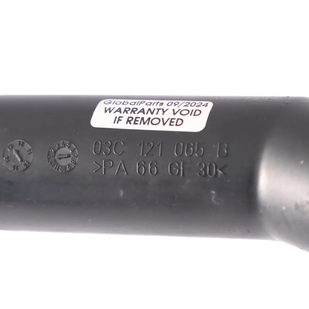 Tuyau d'eau VW Golf 6 Audi A1 A3 8P Tuyau refroidissement l'essence pour à propos du numéro de pièce 03C121065B Tuyau d'eau VW Golf 6 Audi A1 A3 8P Tuyau refroidissement l'essence - SKU 03C121065B - Numéro de pièce 03C121065B