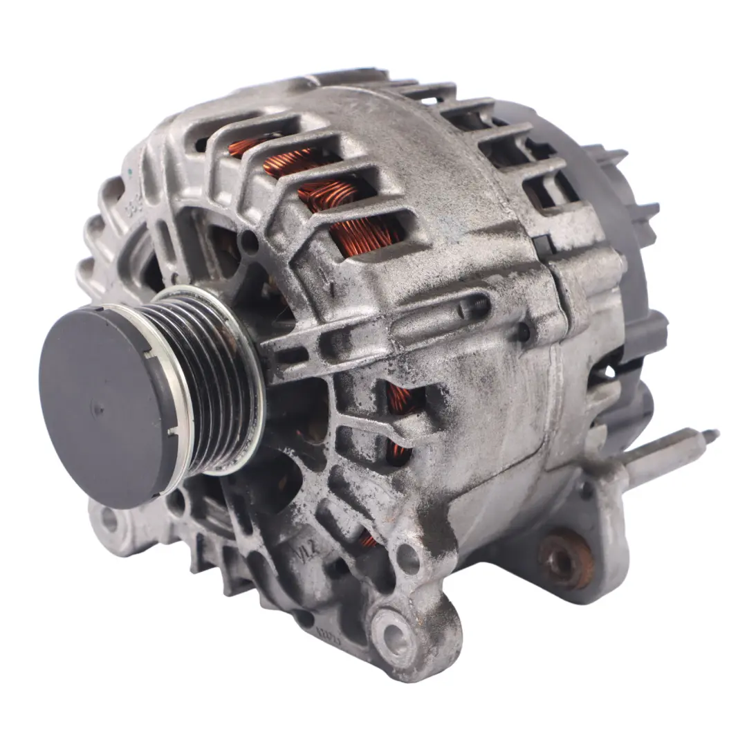 Alternator Prądnica 1.4 TSI do Audi A3 8P Volkswagen Passat B7 o numerze 03C903024F Audi A3 8P Volkswagen Passat B7 Alternator Prądnica 1.4 TSI - SKU 03C903024F - Numer Części 03C903024F