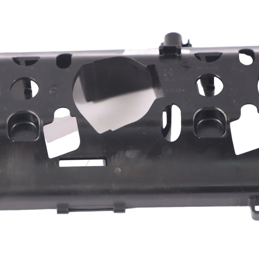 Tapa Cableado Guía Soporte Embellecedor para Volkswagen Polo 6R con número de pieza 03E971815A Volkswagen Polo 6R Tapa Cableado Guía Soporte Embellecedor - SKU 03E971815A - Número de pieza 03E971815A