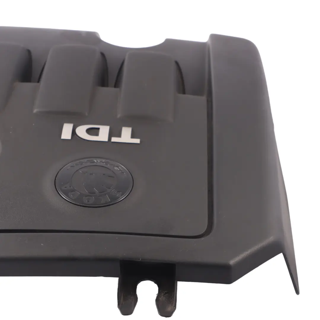 Motorabdeckung Verkleidung für Skoda Octavia II mit Teilenummer 03G103925BG Skoda Octavia II Motorabdeckung Verkleidung - SKU 03G103925BG - Teilenummer 03G103925BG