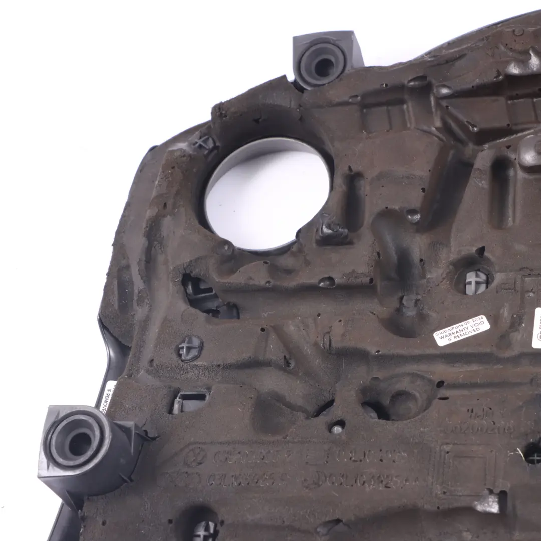 Top Covering Panel to Engine Cover Volkswagen VW Sharan Diesel 2.0 TDI with Part number 03L103925R Engine Cover Volkswagen VW Sharan Diesel 2.0 TDI Top Covering Panel - SKU 03L103925R - Part number 03L103925R