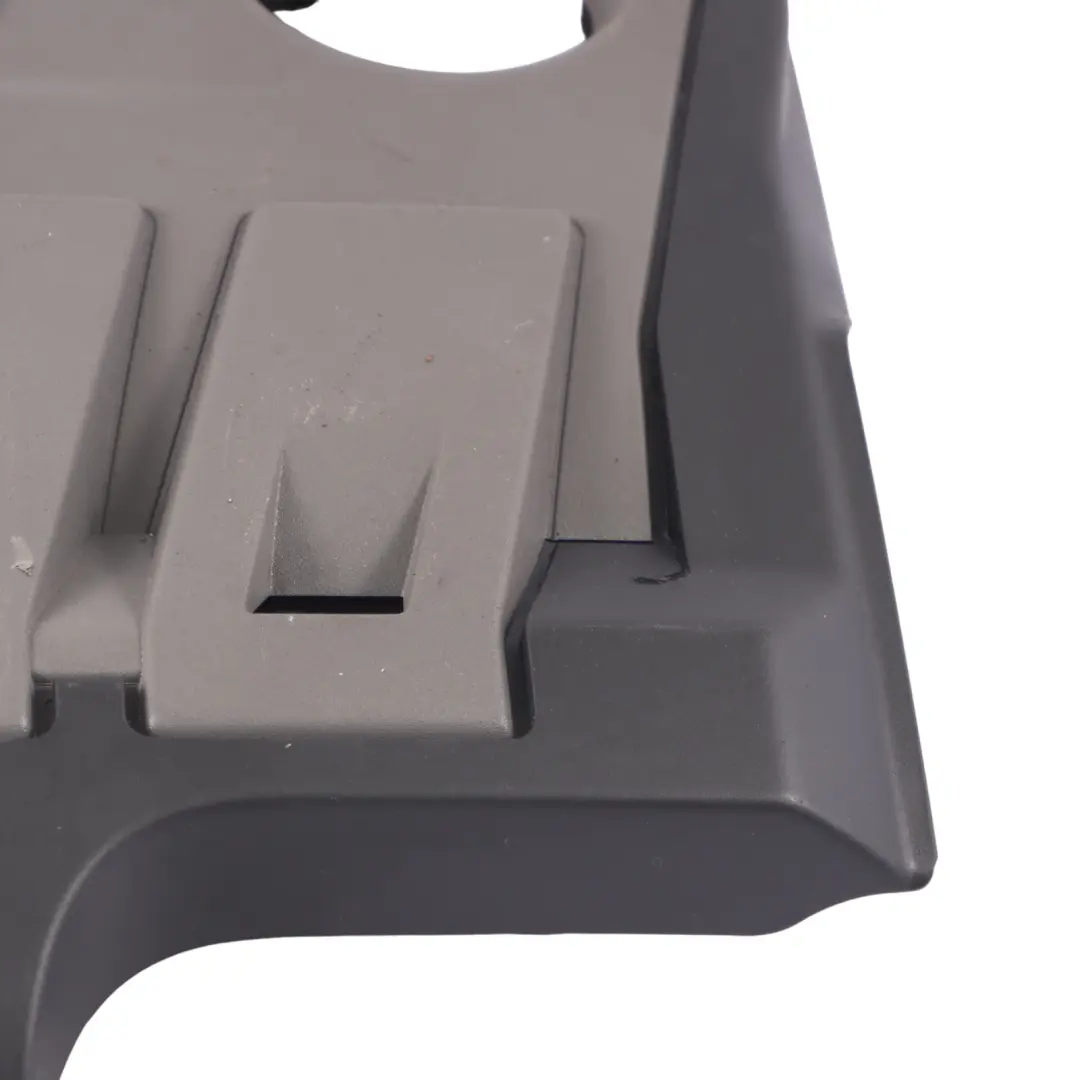 Top Covering Panel to Engine Cover Volkswagen VW Sharan Diesel 2.0 TDI with Part number 03L103925R Engine Cover Volkswagen VW Sharan Diesel 2.0 TDI Top Covering Panel - SKU 03L103925R - Part number 03L103925R