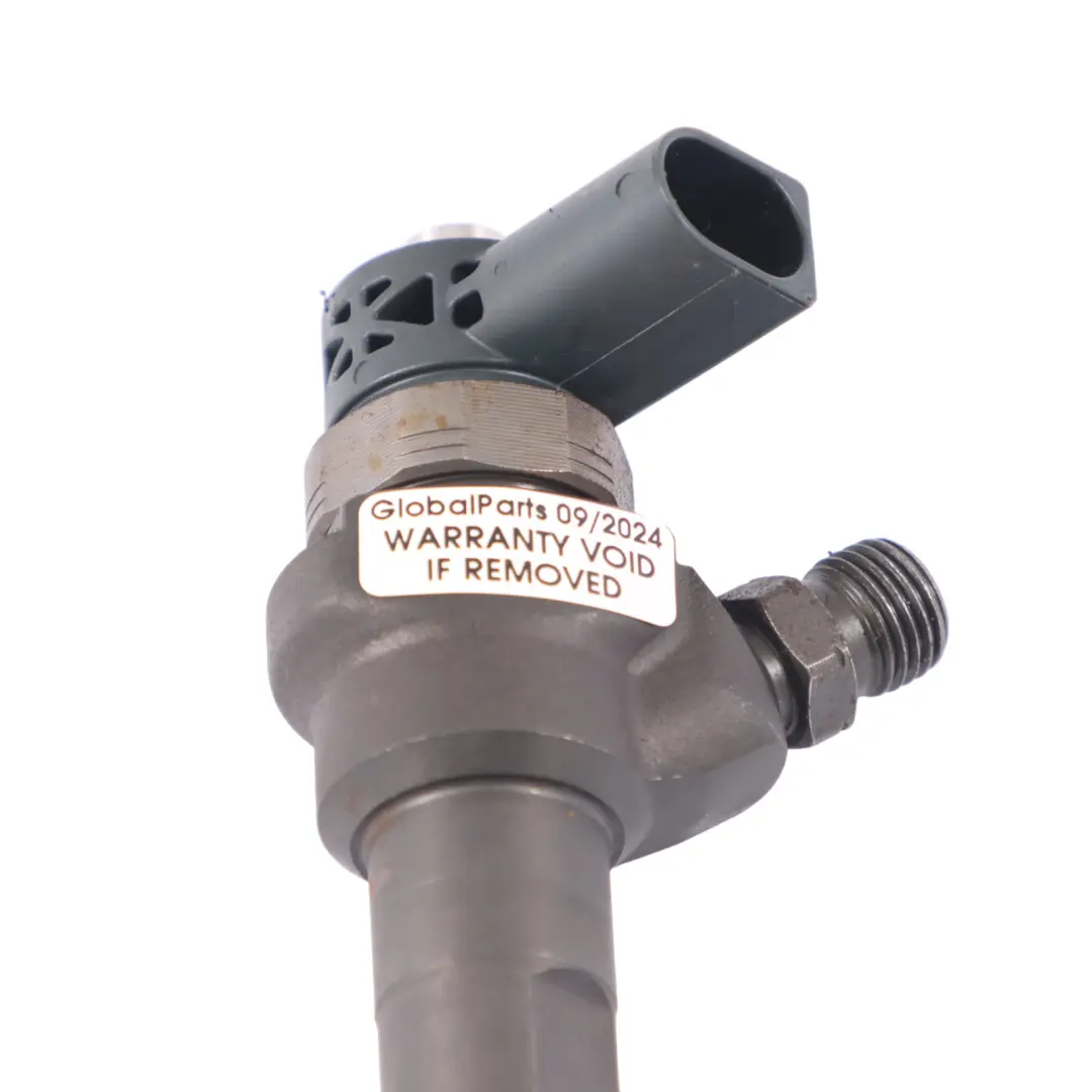 Injector Fuel Injection Nozzle to Audi A3 8P A4 B8 2.0 TDI Fuel with Part number 03L130277J Audi A3 8P A4 B8 2.0 TDI Fuel Injector Fuel Injection Nozzle - SKU 03L130277J - Part number 03L130277J