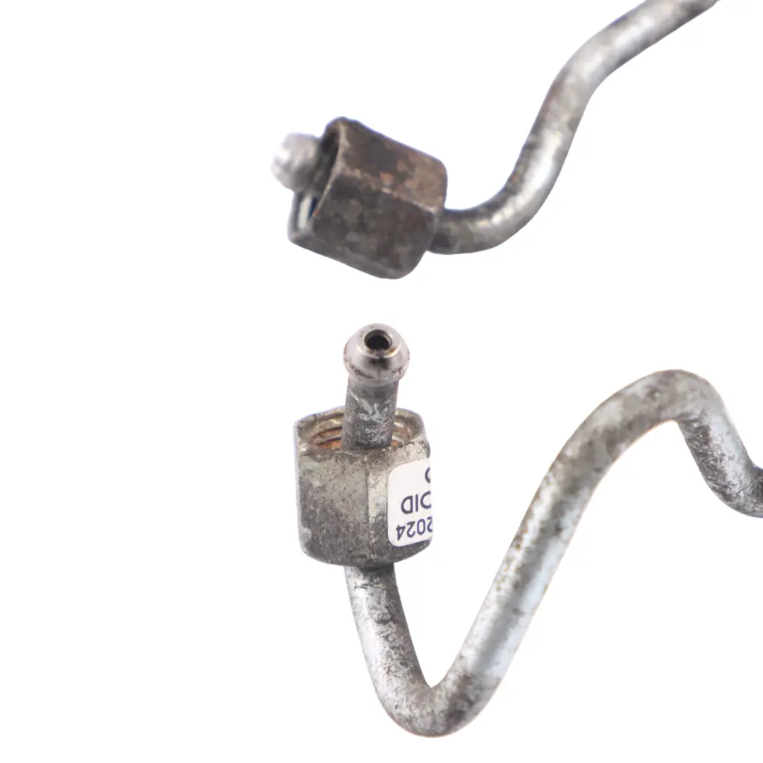 Tuyau d'Alimentation la Pompe Carburant pour Volkswagen Transporter T5 à propos du numéro de pièce 03L130301C Volkswagen Transporter T5 Tuyau d'Alimentation la Pompe Carburant - SKU 03L130301C - Numéro de pièce 03L130301C