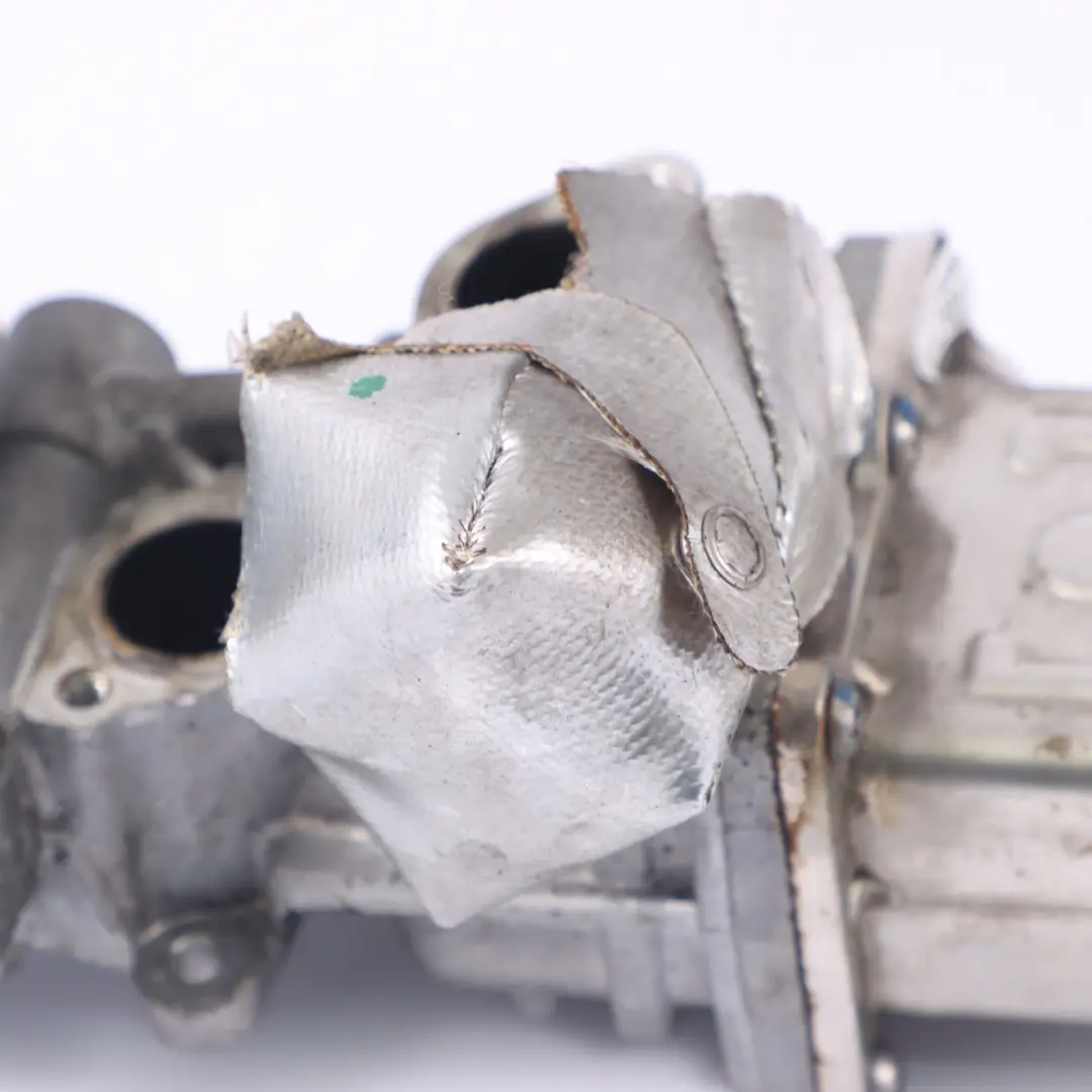 CFFB Unità Raffreddamento Valvola EGR per Audi A3 8P 2.0 TDI con numero di parte 03L131512BL Audi A3 8P 2.0 TDI CFFB Unità Raffreddamento Valvola EGR - SKU 03L131512BL - Numero di parte 03L131512BL