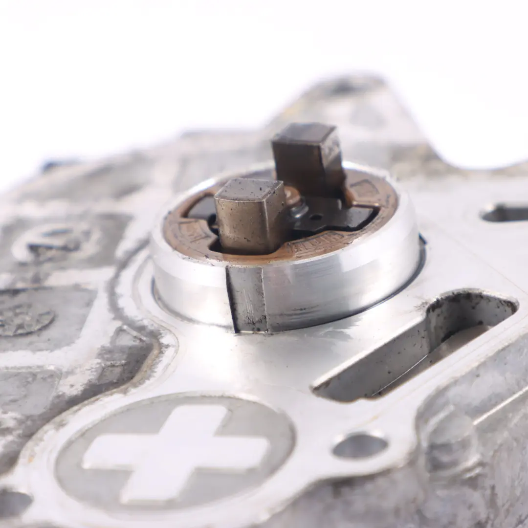 CFFB Pompa Vuoto per Audi A3 8P 2.0 TDI con numero di parte 03L145100G Audi A3 8P 2.0 TDI CFFB Pompa Vuoto - SKU 03L145100G - Numero di parte 03L145100G