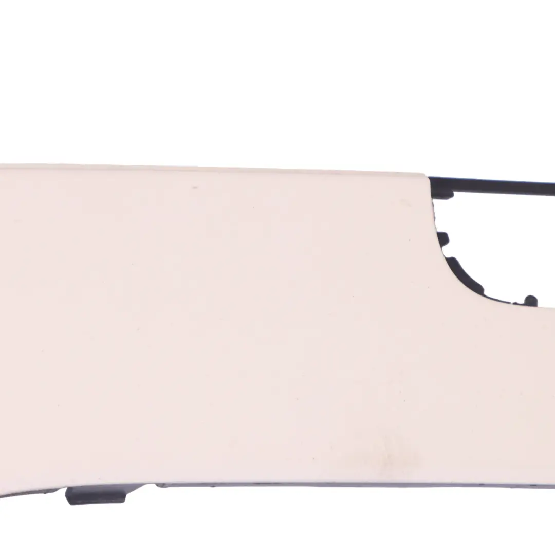 Plaque de pare-chocs avant droite Pepper White 850 pour MINI Cooper 2 R55 R56 à propos du numéro de pièce 0430224 MINI Cooper 2 R55 R56 Plaque de pare-chocs avant droite Pepper White 850 - SKU 0430224-PW2 - Numéro de pièce 0430224