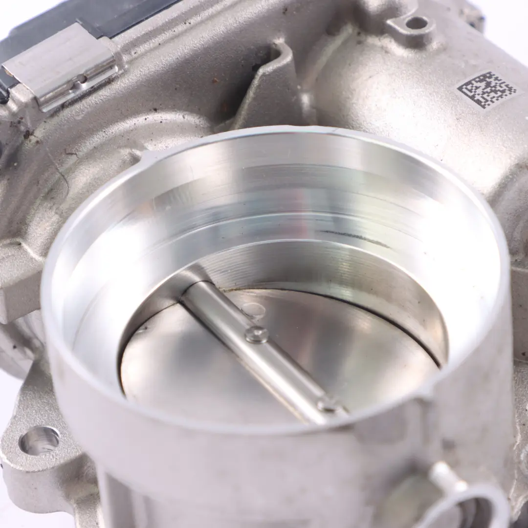 DFYA Throttle Body Control Valve Unit to VW Volkswagen Golf 8 1.5 eTSI with Part number 04E133062T VW Volkswagen Golf 8 1.5 eTSI DFYA Throttle Body Control Valve Unit - SKU 04E133062T - Part number 04E133062T