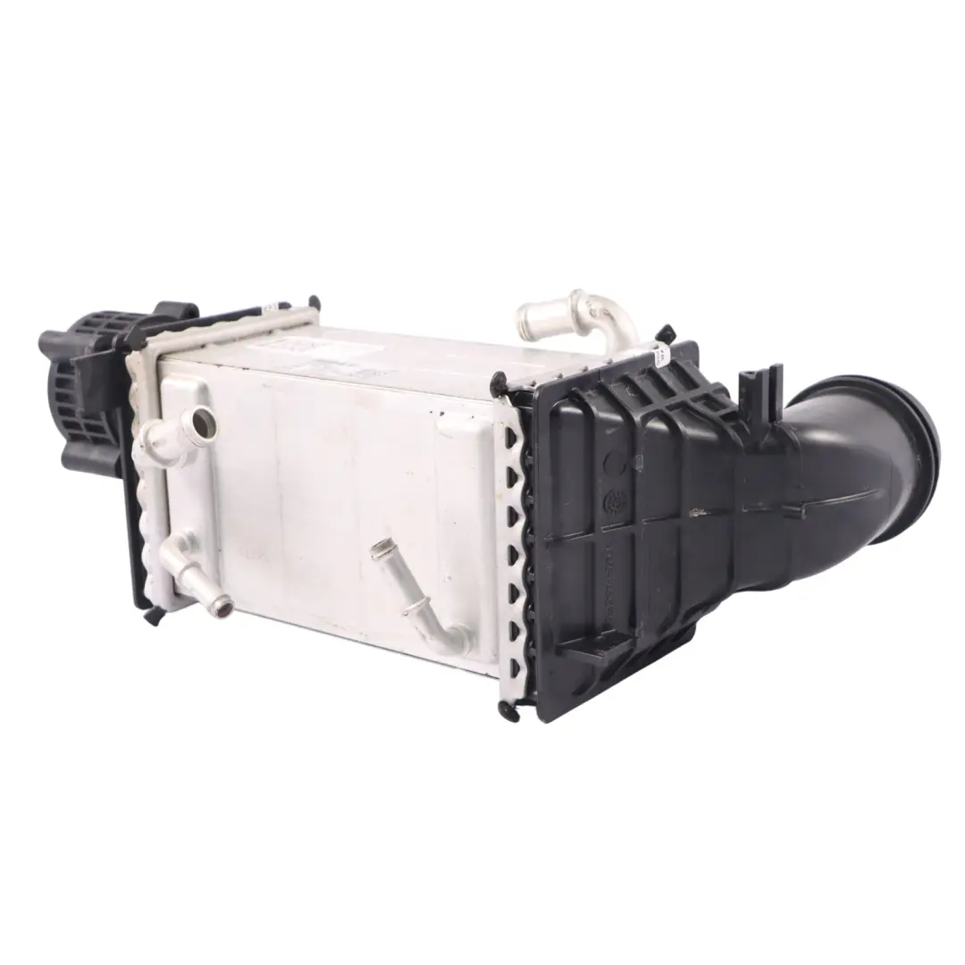 DFYA Gasolina Intercooler para VW Volkswagen Golf 8 1.5 eTSI con número de pieza 04E145785M VW Volkswagen Golf 8 1.5 eTSI DFYA Gasolina Intercooler - SKU 04E145785M - Número de pieza 04E145785M