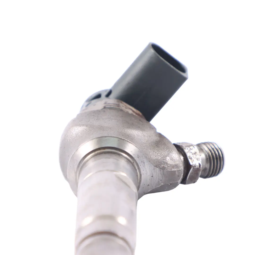 Injector Volkswagen Sharan 7N TDI Diesel Injector Nozzle to Fuel with Part number 04L130277AJ Fuel Injector Volkswagen Sharan 7N TDI Diesel Injector Nozzle - SKU 04L130277AJ - Part number 04L130277AJ
