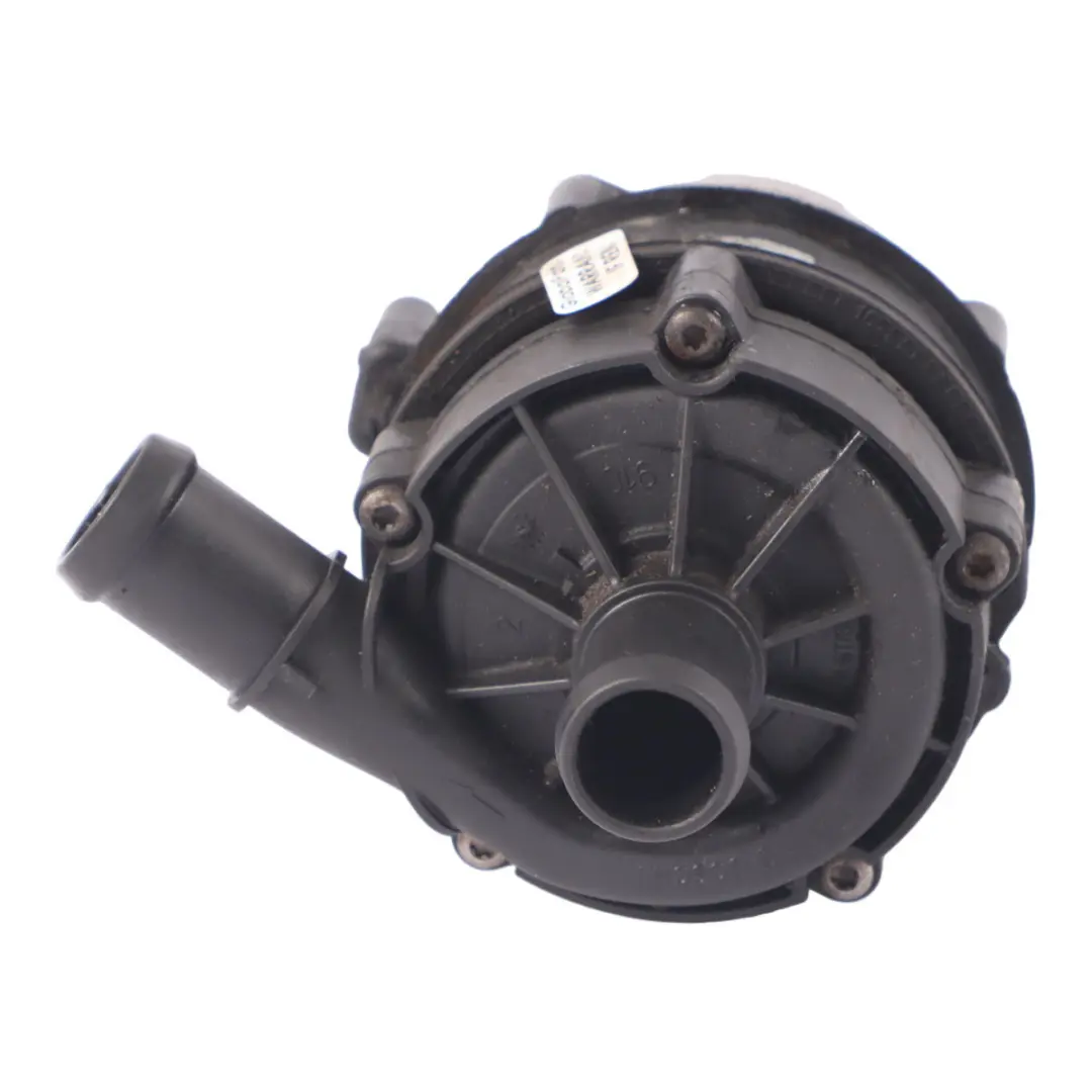 Pompe à eau auxiliaire pour Audi Q3 8U à propos du numéro de pièce 04L965567A Audi Q3 8U Pompe à eau auxiliaire - SKU 04L965567A - Numéro de pièce 04L965567A