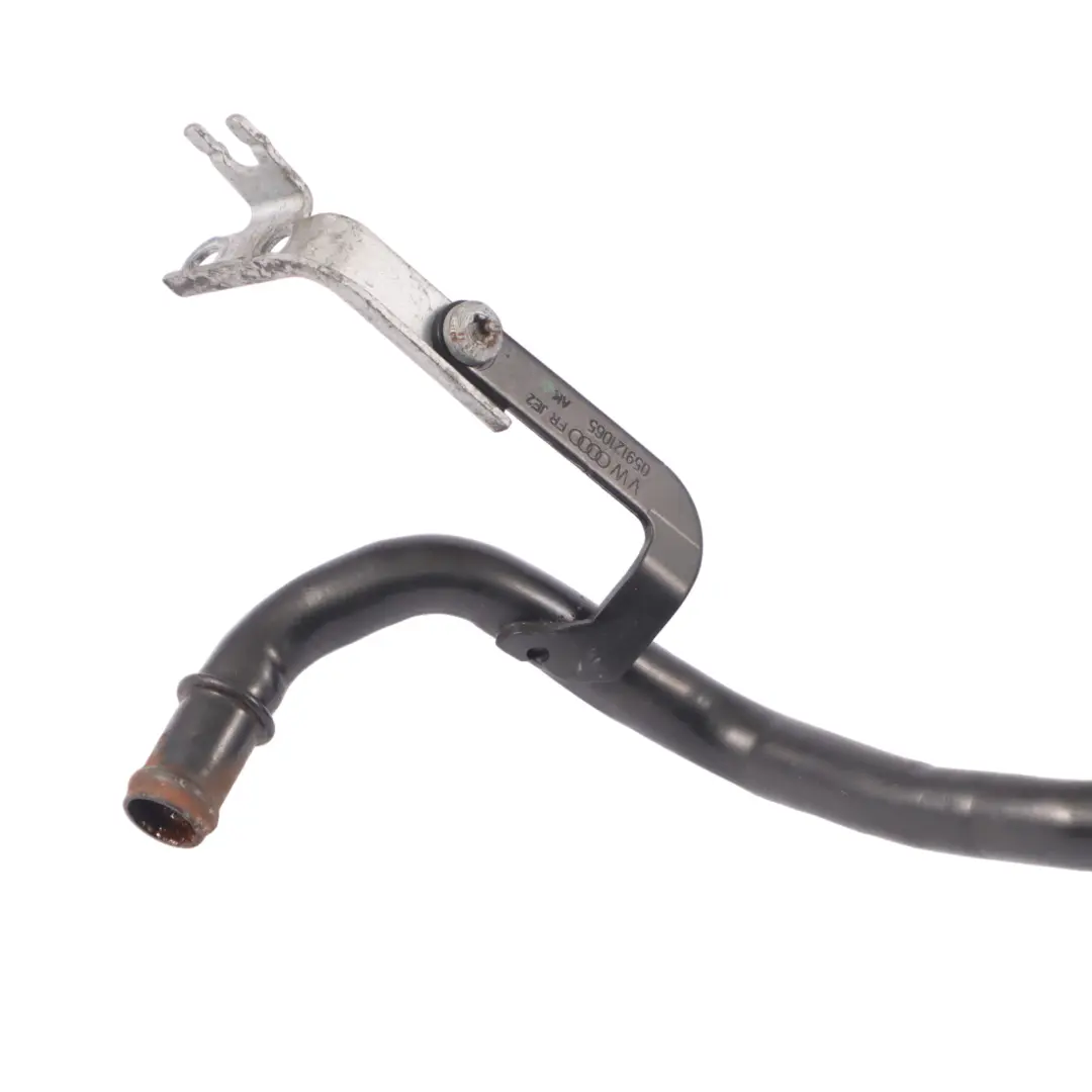 Tuyau d'Eau d'Alimentation de l'Unité de Refroidissement pour Audi Q7 4L à propos du numéro de pièce 059129089 Audi Q7 4L Tuyau d'Eau d'Alimentation de l'Unité de Refroidissement - SKU 059129089 - Numéro de pièce 059129089