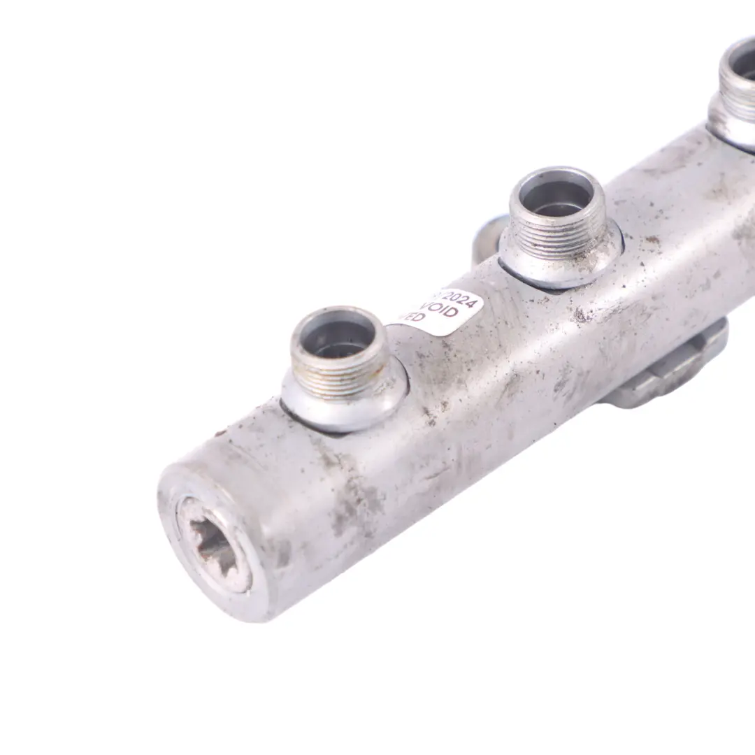 Listwa Wtryskowa Paliwa 3.0 Diesel TDI do Audi Q7 4L o numerze 059130089AB Audi Q7 4L Listwa Wtryskowa Paliwa 3.0 Diesel TDI - SKU 059130089AB - Numer Części 059130089AB