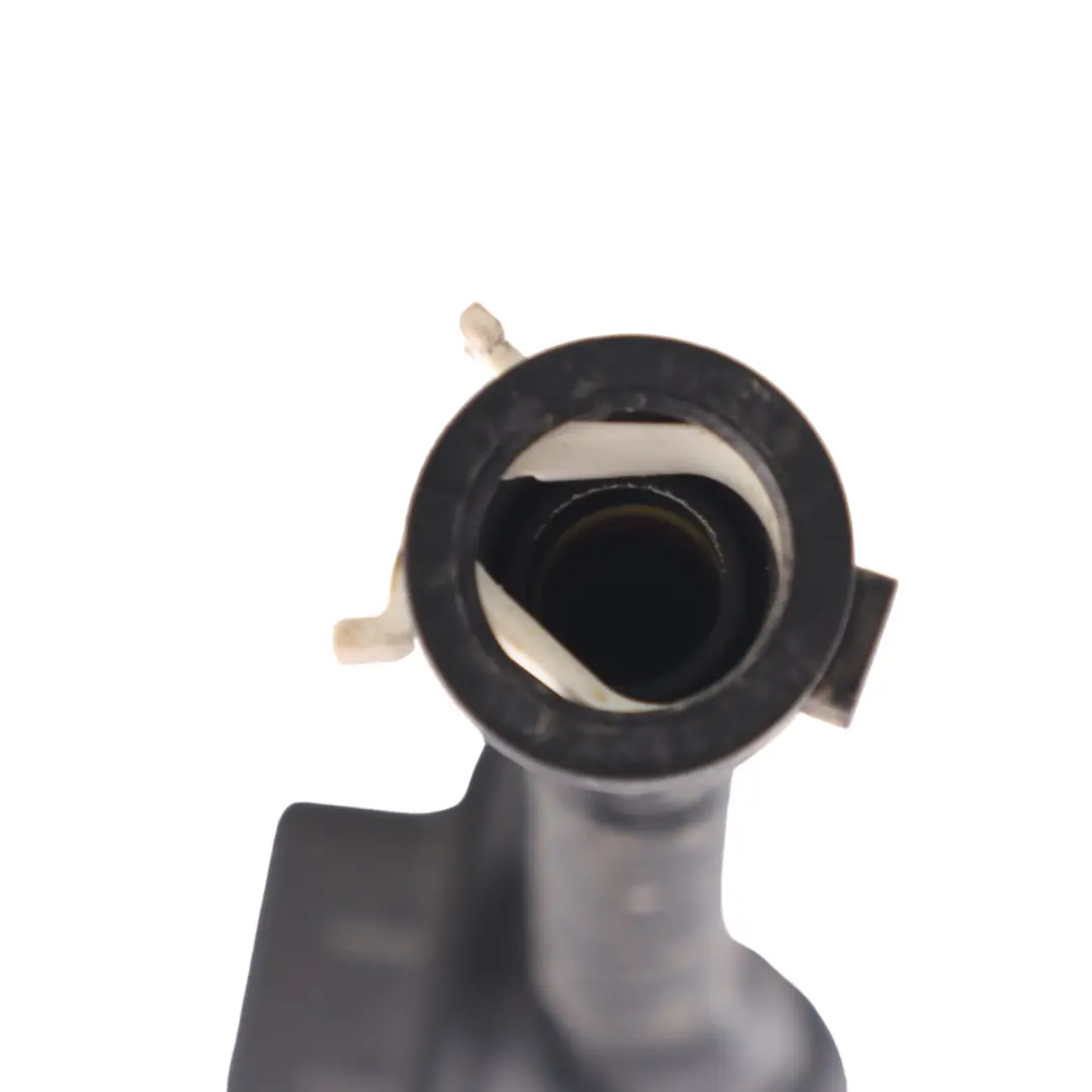 Volkswagen Golf 8 1.0 BlueMotion Tuyau d'alimentation carburant - SKU 05C133352AE - Numéro de pièce 05C133352AE