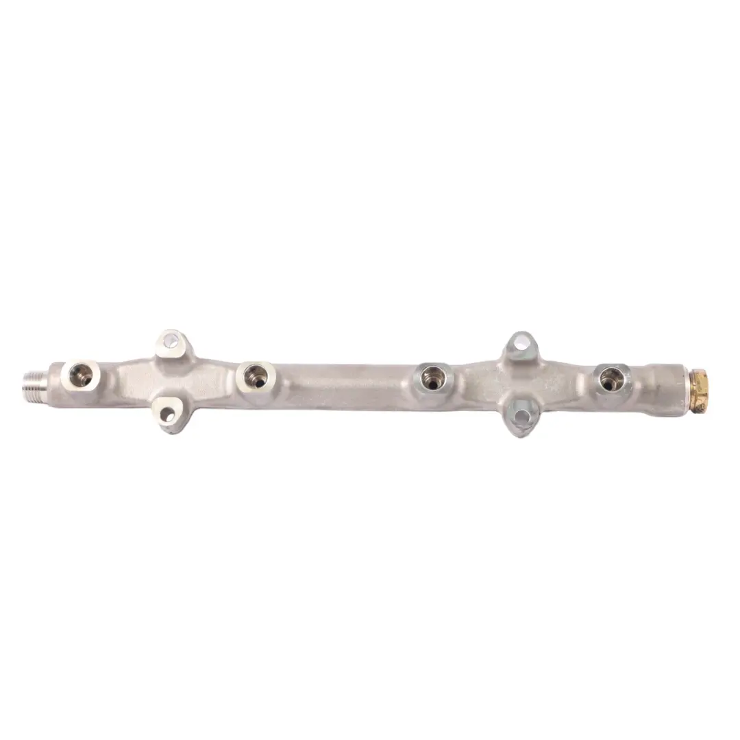 VW Golf 8 1.5 eTSI DFYA Injection Fuel Rail Nozzle Distribution - SKU 05E133320B - Part number 05E133320B