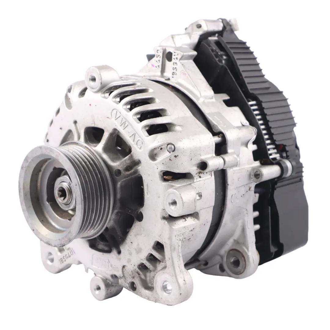Alternador Motor Generador Valeo para Volkswagen Golf CD1 con número de pieza 05E903018G Volkswagen Golf CD1 Alternador Motor Generador Valeo - SKU 05E903018G - Número de pieza 05E903018G