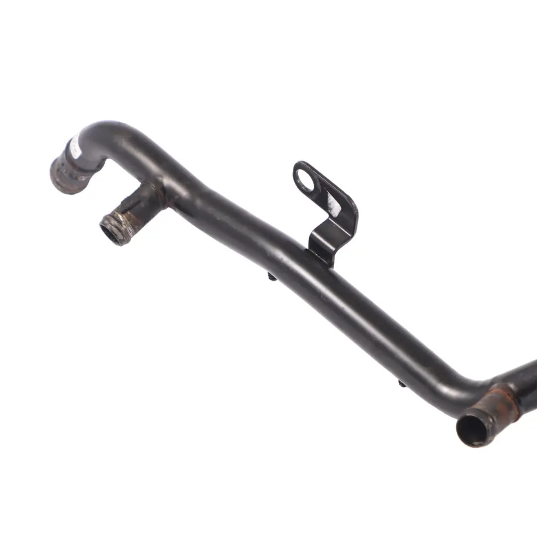 Tubo Pompa Refrigerante Linea Raffreddamento 1.6 Benzina per Audi A3 8P con numero di parte 06A121065AP Audi A3 8P Tubo Pompa Refrigerante Linea Raffreddamento 1.6 Benzina - SKU 06A121065AP - Numero di parte 06A121065AP