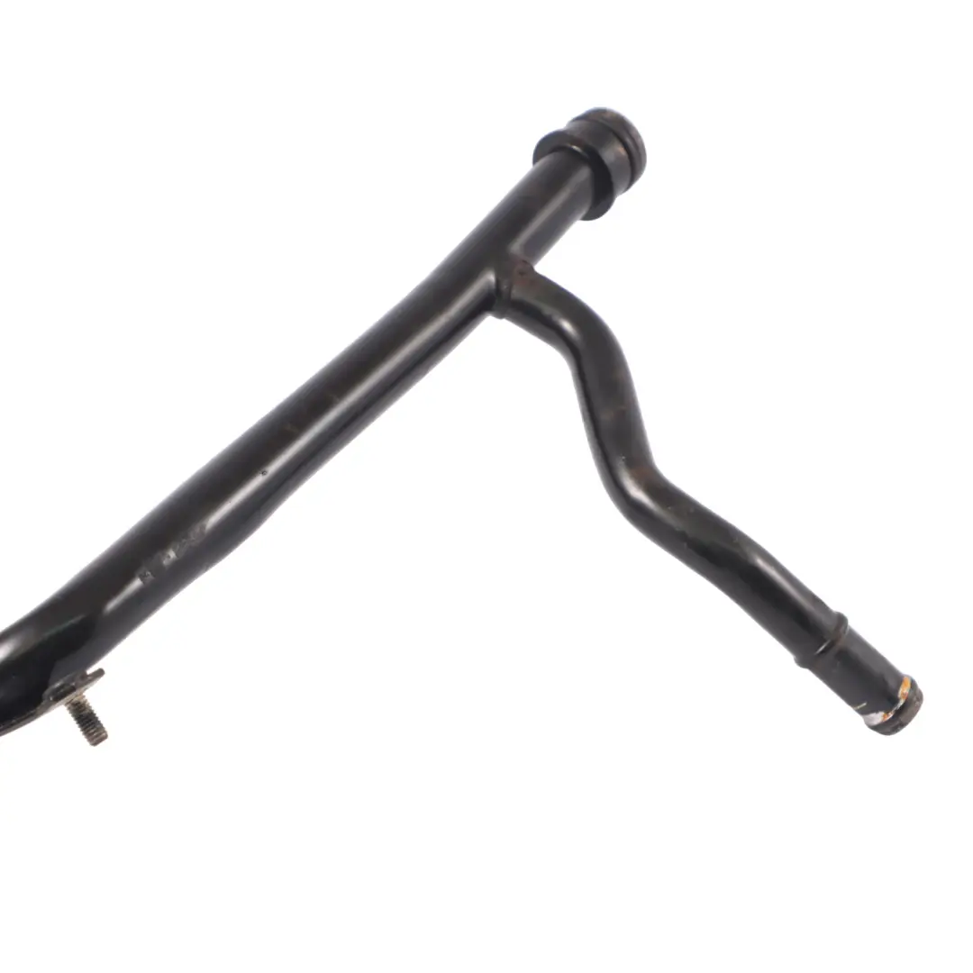 Tuyau de Refroidissement Pompe à Eau Ligne 1.6 Essence pour Audi A3 8P à propos du numéro de pièce 06A121065AP Audi A3 8P Tuyau de Refroidissement Pompe à Eau Ligne 1.6 Essence - SKU 06A121065AP - Numéro de pièce 06A121065AP