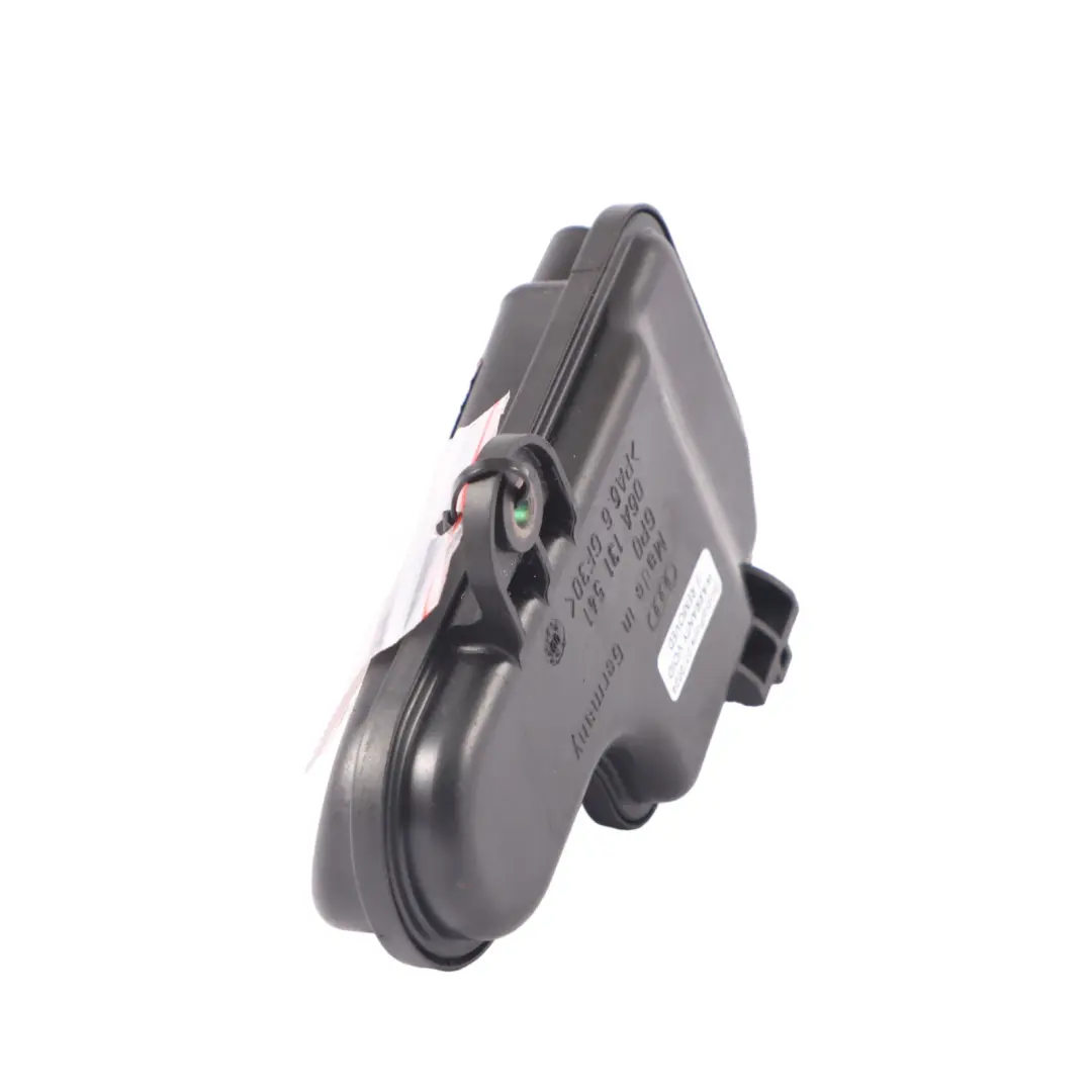 Vacuum Reservoir Audi A3 TT 8N VW Golf Mk4 Beetle 1.8T Petrol to with Part number 06A131541 Vacuum Reservoir Audi A3 TT 8N VW Golf Mk4 Beetle 1.8T Petrol - SKU 06A131541 - Part number 06A131541