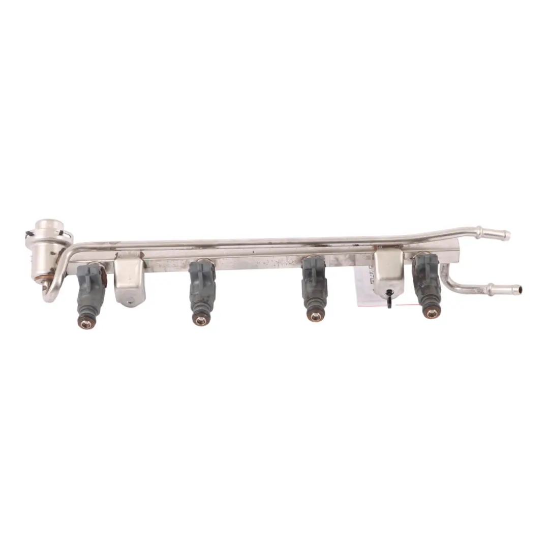 Audi TT 8N 1.8T BAM Gasolina Inyectores Inyección Tubería Ferrocarril - SKU 06A133681E - Número de pieza 06A133681E