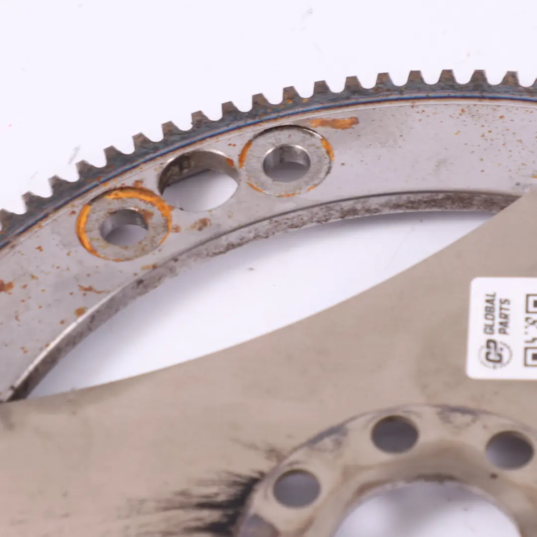 Boîte Vitesses Automatique Volant pour VW Volkswagen Touareg 2.5 TDI à propos du numéro de pièce 070105323A VW Volkswagen Touareg 2.5 TDI Boîte Vitesses Automatique Volant - SKU 070105323A - Numéro de pièce 070105323A