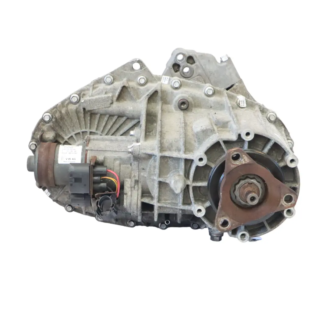 7L 2.5 TDI Rozdzielacz Reduktor Skrzyni do Volkswagen Touareg o numerze 0AD341011M Volkswagen Touareg 7L 2.5 TDI Rozdzielacz Reduktor Skrzyni - SKU 0AD341011M - Numer Części 0AD341011M