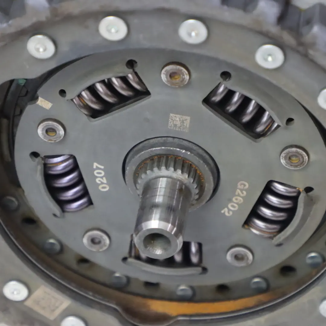 Automatyczna Skrzynia Biegów DSG PKW 0CG301103 do Volkswagen Passat B7 1.4 TSI o numerze 0AM300058D Volkswagen Passat B7 1.4 TSI Automatyczna Skrzynia Biegów DSG PKW 0CG301103 - SKU 0AM300058D - Numer Części 0AM300058D