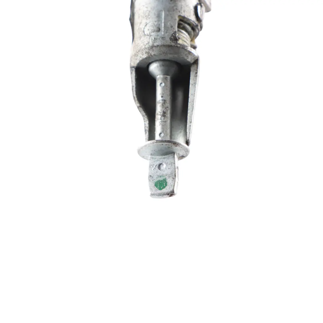 Door Grab Handle Lock Cylinder Front Right O/S 107837168KT to Skoda Octavia II with Part number 107837167KT Skoda Octavia II Door Grab Handle Lock Cylinder Front Right O/S 107837168KT - SKU RHD-107837168KT - Part number 107837167KT