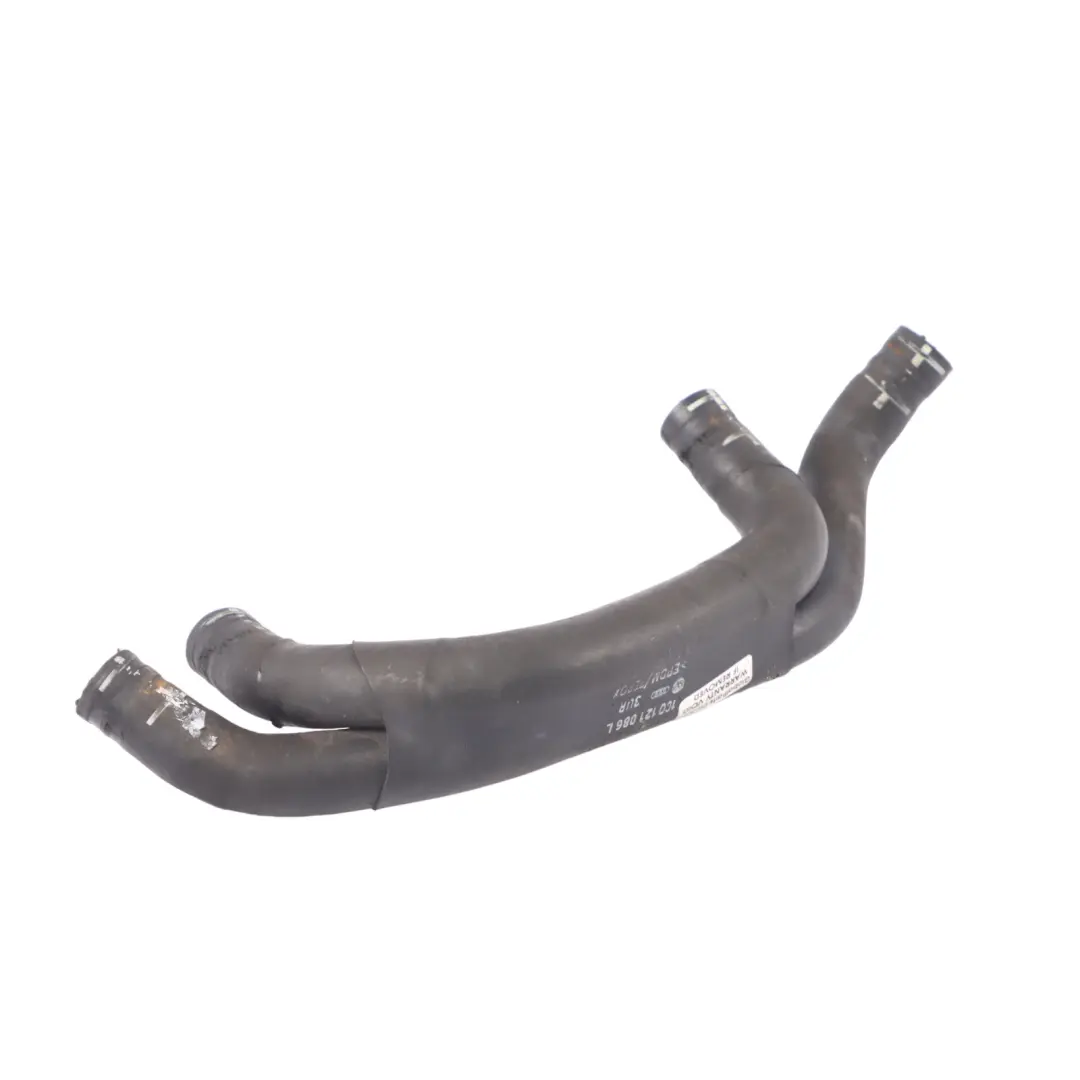 Przewód Wąż Płynu Chłodzącego do Volkswagen Beetle 1.6 Benzyna o numerze 1C0121086L Volkswagen Beetle 1.6 Benzyna Przewód Wąż Płynu Chłodzącego - SKU 1C0121086L - Numer Części 1C0121086L