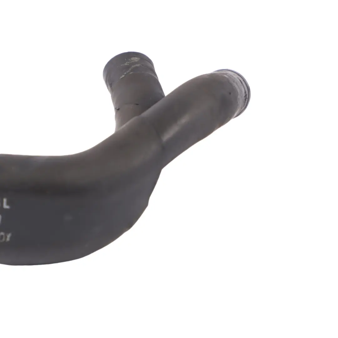 Tuyau Refroidissement I'Eau l'Essence pour Volkswagen Beetle 1.6 à propos du numéro de pièce 1C0121086L Volkswagen Beetle 1.6 Tuyau Refroidissement I'Eau l'Essence - SKU 1C0121086L - Numéro de pièce 1C0121086L