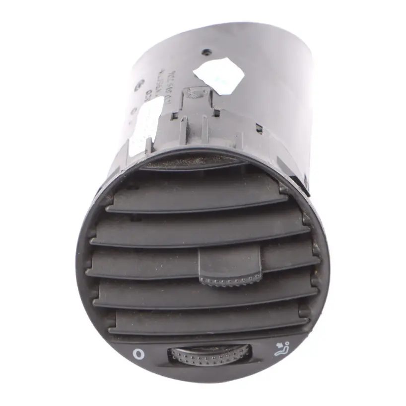 Bocchetta D'Aria Cruscotto Anteriore Destro per Volkswagen New Beetle con numero di parte 1C0819704 Volkswagen New Beetle Bocchetta D'Aria Cruscotto Anteriore Destro - SKU 1C0819704 - Numero di parte 1C0819704