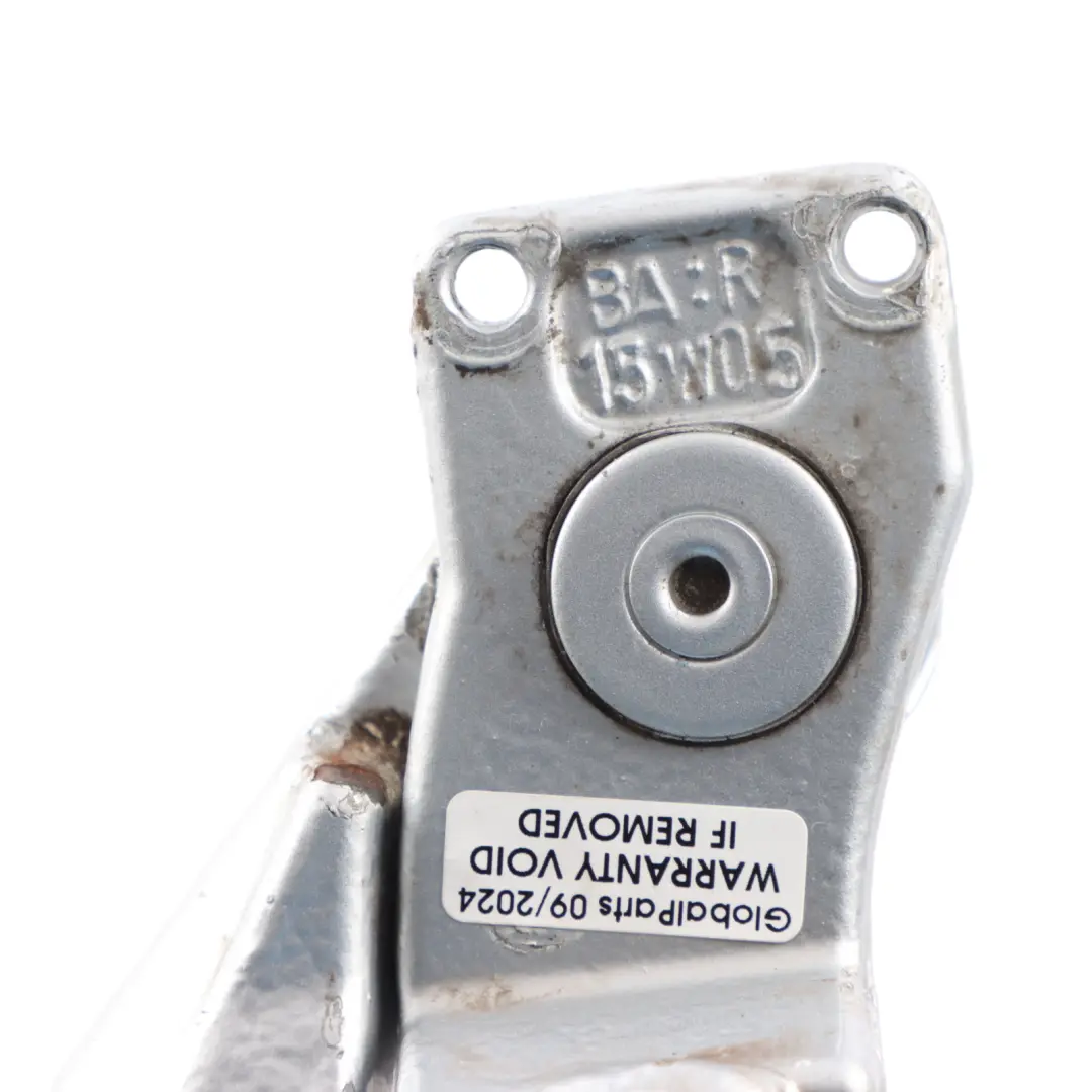 Door Hinge Front Right O/S Upper Hinge Reflex Silver LA7W to Volkswagen New Beetle with Part number 1C0831402H-RES Volkswagen New Beetle Door Hinge Front Right O/S Upper Hinge Reflex Silver LA7W - SKU 1C0831402H-RES - Part number 1C0831402H-RES