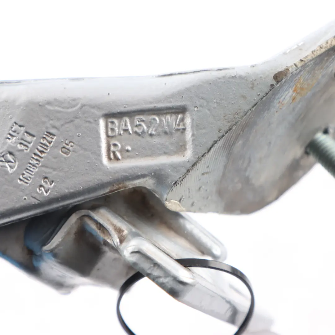 Volkswagen New Beetle Door Hinge Front Right O/S Upper Hinge Reflex Silver LA7W - SKU 1C0831402H-RES - Part number 1C0831402H-RES