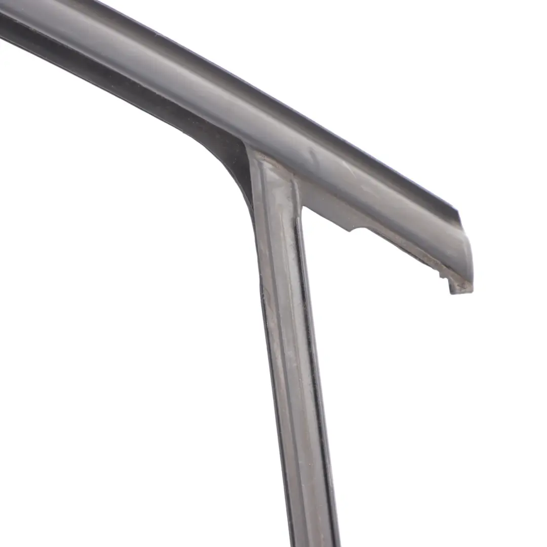 Door Window Sealing Guide Front Right O/S to Volkswagen Beetle 1C with Part number 1C0837432E Volkswagen Beetle 1C Door Window Sealing Guide Front Right O/S - SKU 1C0837432E - Part number 1C0837432E