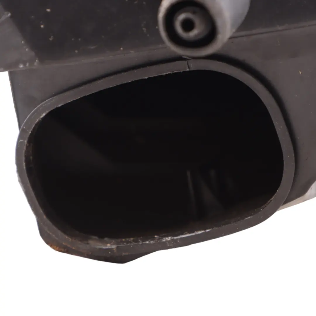 Filter Box Air Intake Housing to VW Volkswagen New Beetle 1.6 Petrol Air with Part number 1J0129607S VW Volkswagen New Beetle 1.6 Petrol Air Filter Box Air Intake Housing - SKU 1J0129607S - Part number 1J0129607S