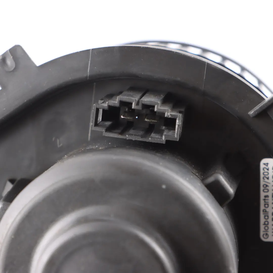 Heater Blower Motor Fan to Audi Skoda Seat Volkswagen New Beetle with Part number 1J2819021C Audi Skoda Seat Volkswagen New Beetle Heater Blower Motor Fan - SKU RHD-1J2819021C - Part number 1J2819021C