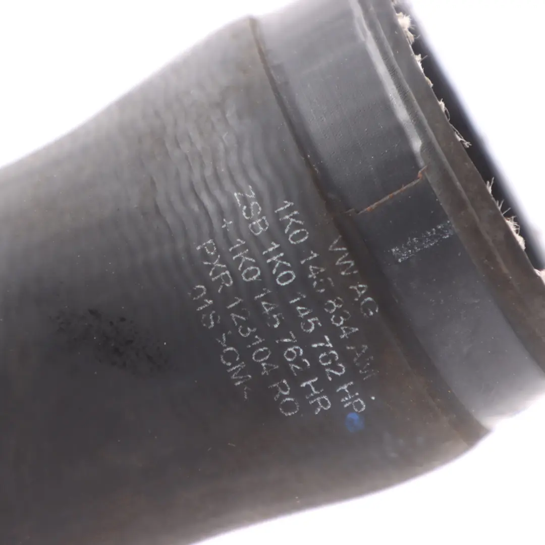 MK2 1.8 TFSI Luft Rohr Ladeluft Kühler Rohr Schlauch für Audi TT 8J mit Teilenummer 1K0145834AM Audi TT 8J MK2 1.8 TFSI Luft Rohr Ladeluft Kühler Rohr Schlauch - SKU 1K0145834AM - Teilenummer 1K0145834AM