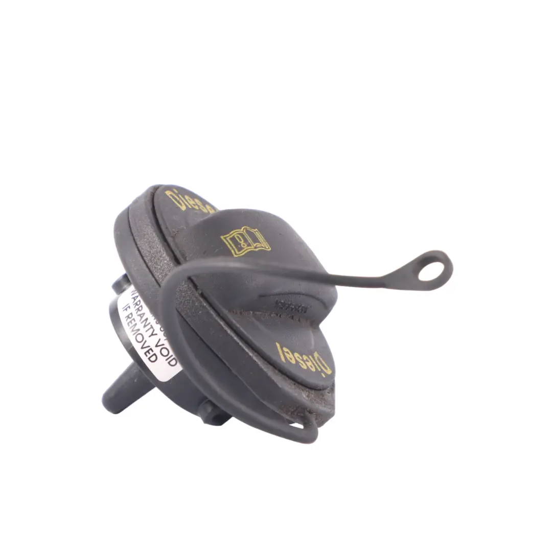 Volkswagen VW Tiguan 5N Couvercle bouchon réservoir carburant noir - SKU 1K0201550S - Numéro de pièce 1K0201550S