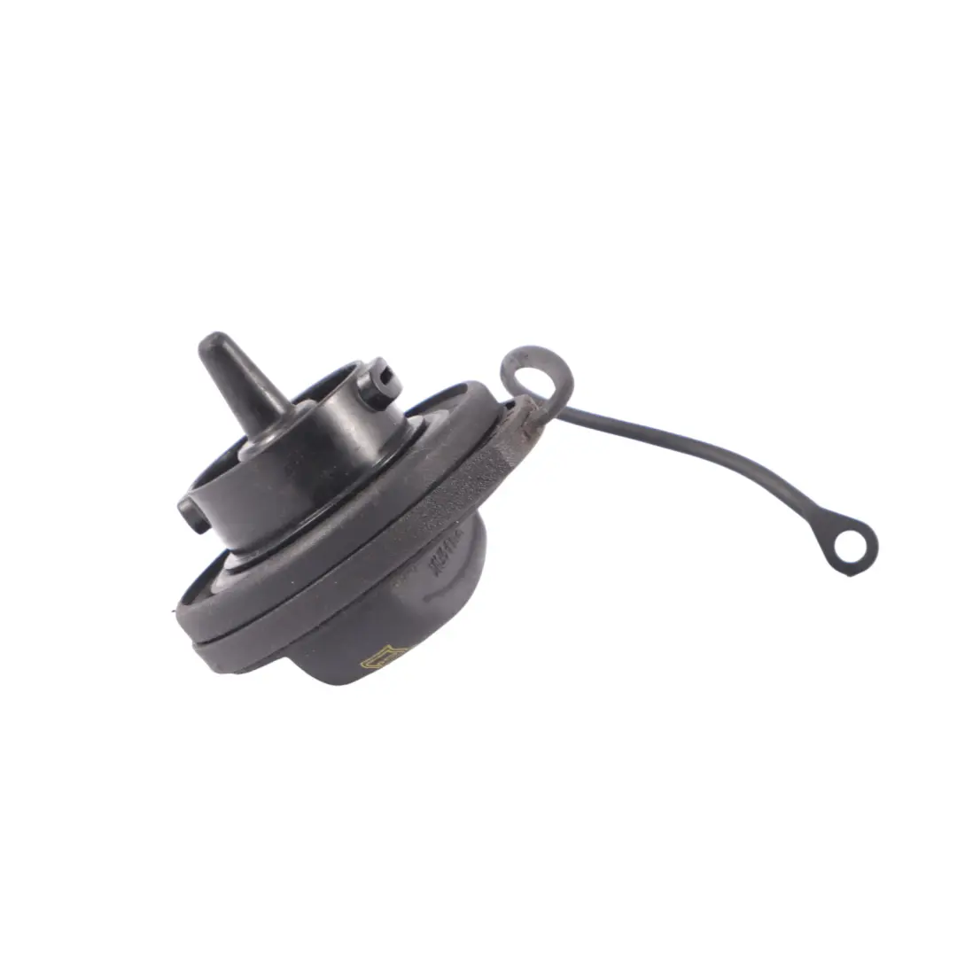 Volkswagen VW Tiguan 5N Couvercle bouchon réservoir carburant noir - SKU 1K0201550S - Numéro de pièce 1K0201550S