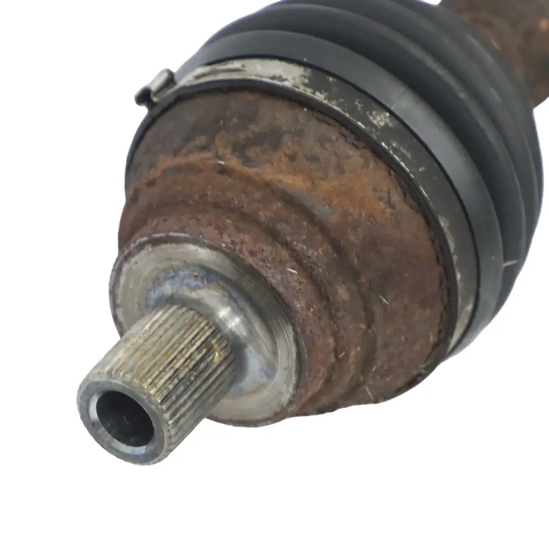 Półoś Napędowa Przednia Prawa Wałek do Audi A3 8V 1.6 TDI o numerze 1K0407272SP Audi A3 8V 1.6 TDI Półoś Napędowa Przednia Prawa Wałek - SKU 1K0407272SP - Numer Części 1K0407272SP
