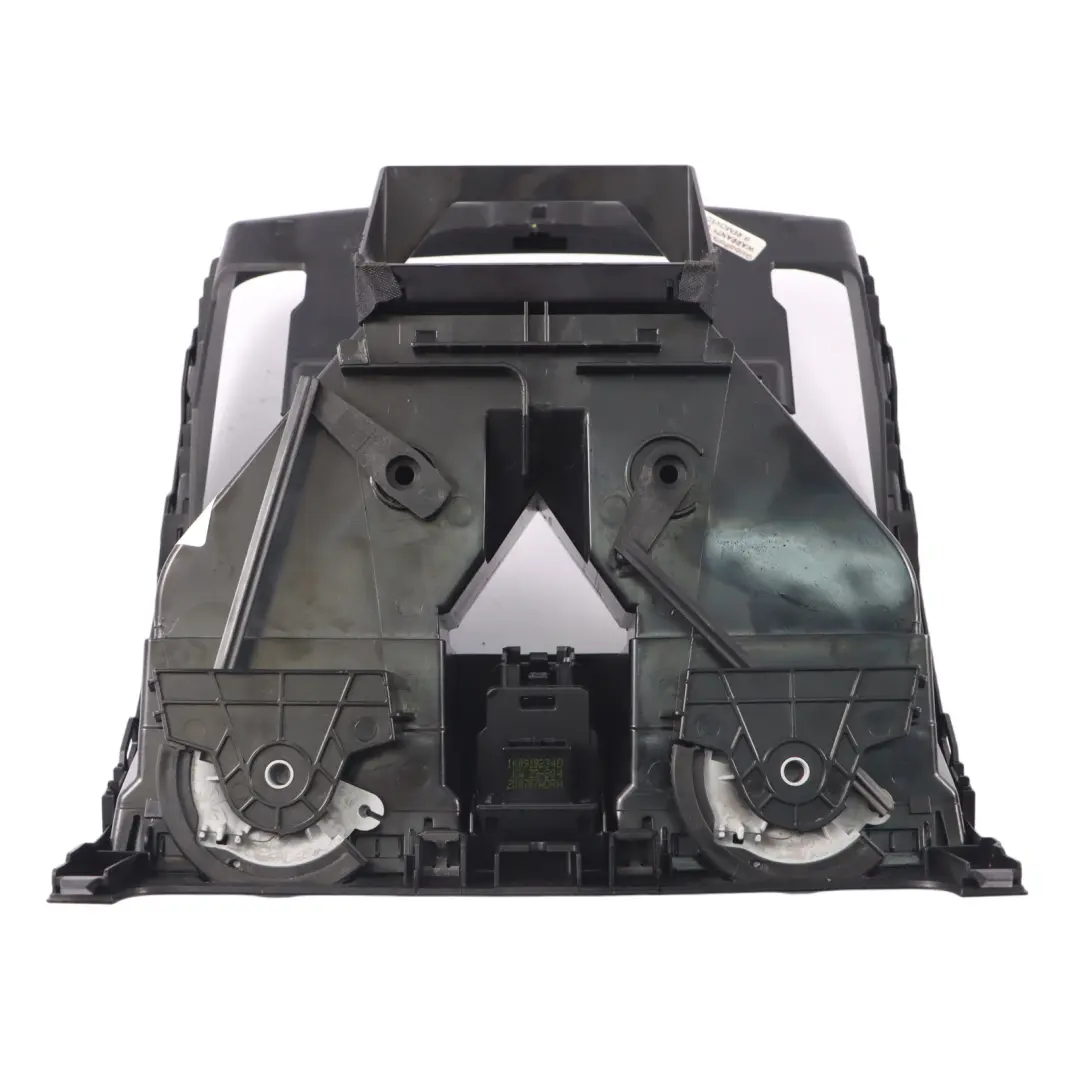 VW Golf 1K Salpicadero Rejilla Ventilación Aire Triángulo Peligro - SKU 1K0819728J - Número de pieza 1K0819728J