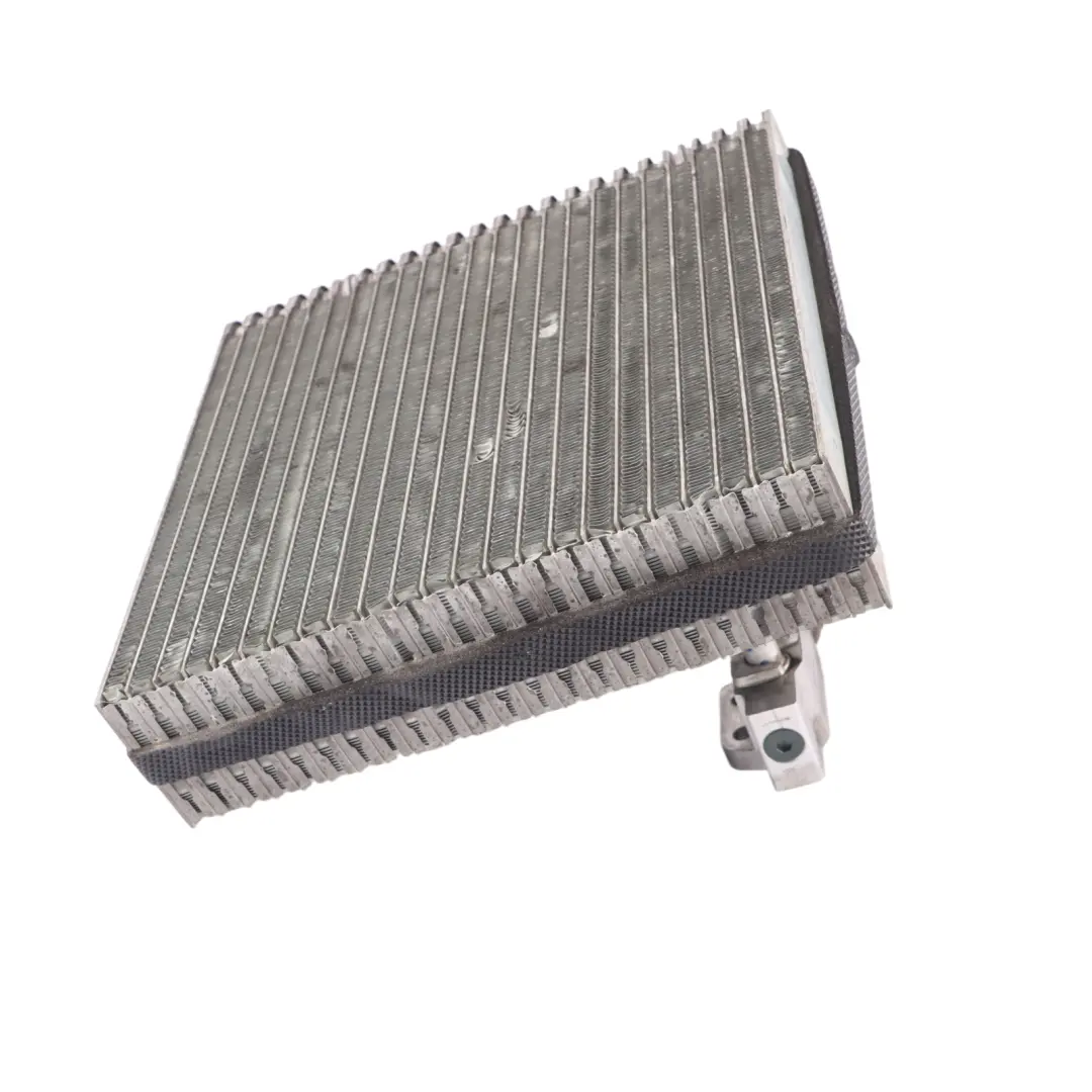 Mk5 1K Evaporateur Climatisation pour Volkswagen VW Golf à propos du numéro de pièce 1K0820679 Volkswagen VW Golf Mk5 1K Evaporateur Climatisation - SKU 1K0820679 - Numéro de pièce 1K0820679