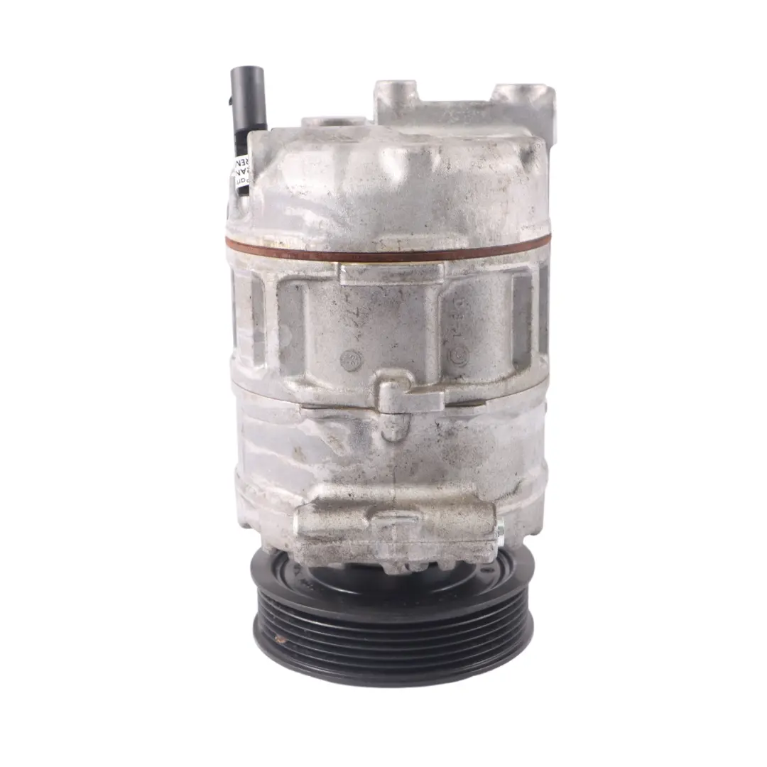 Pompa Sprężarka Klimatyzacji do VW Volkswagen Passat B7 o numerze 1K0820859S VW Volkswagen Passat B7 Pompa Sprężarka Klimatyzacji - SKU 1K0820859S - Numer Części 1K0820859S